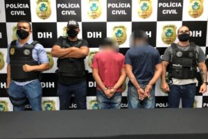 Mulher foi morta com facada no pescoço no último domingo após discutir com pessoas que teriam furtado o celular dela