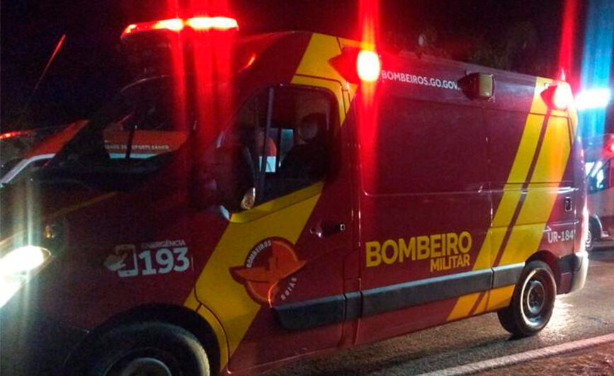 Colisão entre moto e carro deixa um ferido em estado grave, em Goianésia (GO)