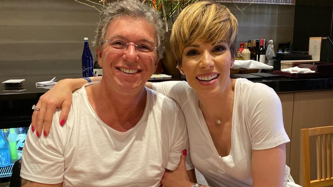 Apresentadora e esposa do diretor deixa emissora após 26 anos de casa. Boninho se pronuncia após saída de Ana Furtado da Globo