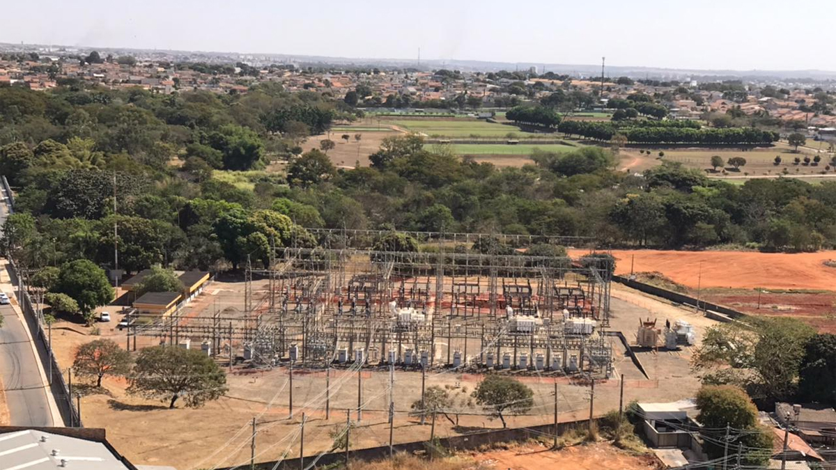Após 2 horas, Enel restabelece energia em bairros de Goiânia
