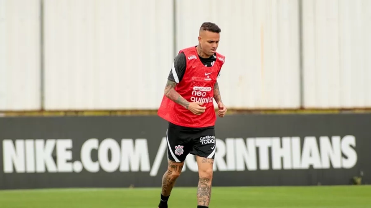 Luan treina no Corinthians
