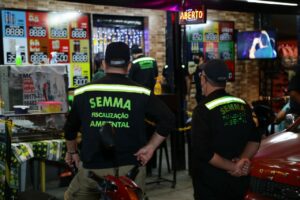 O valor das autuações por falta de uso de máscaras em julho no município soma R$ 162.282,00 (Foto: Secom/Divulgação)