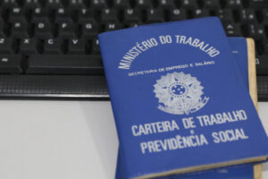 Aparecida oferece vagas de emprego (Foto: Chico Bezerra)