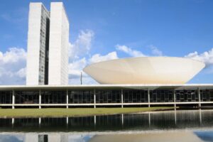 Faixada da Câmara - deputados federais goianos votaram a favor da volta das coligações