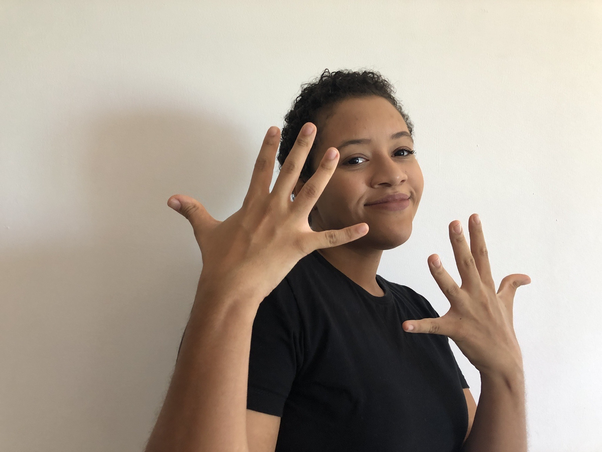 Yanna Porcino participa do Festival de Culturas Surdas