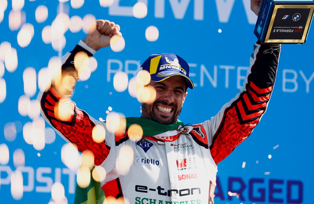 Luca Di Grassi comemora vitória em corrida de Berlim