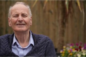 Britânico Dave Smith passou 290 dias de batalha contra o novo coronavírus. Além disso, ele passou por uma cirurgia no coração e tratou um câncer