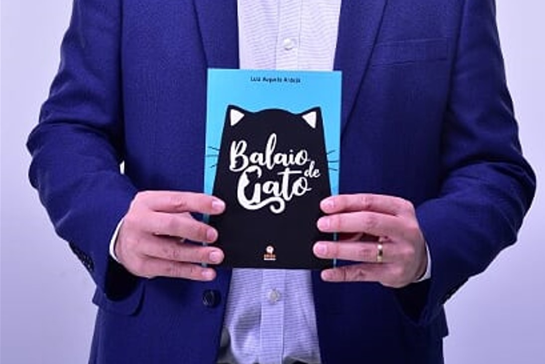 O livro será lançado nesta quinta-feira (26/08)