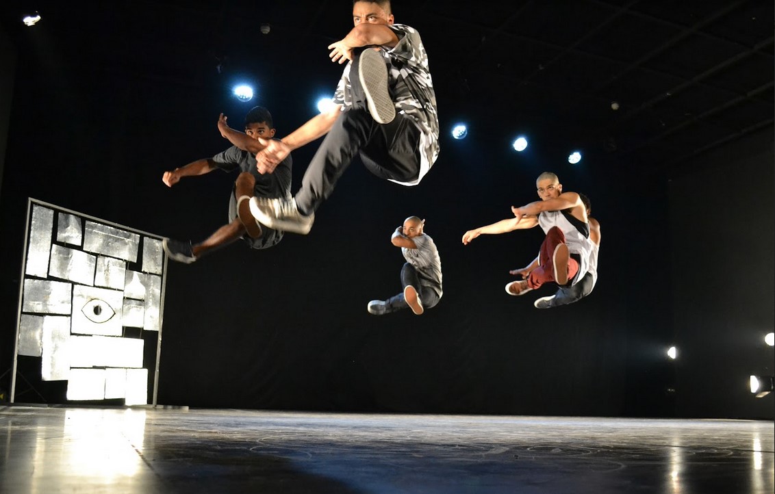 espetáculo de dança online Ladrão é apresentado no Em Casa Com Sesc