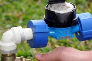 Decisão acatou um pedido do Ministério Público, onde questionou a cobrança mesmo com uma lei municipal