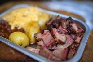 Curso Rápido de Cortes Especiais acontece em Goiânia para celebrar o Dia dos Pais