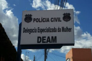 Suspeito de perseguir mulher possui antecedentes criminais por crimes na Lei Maria da Penha