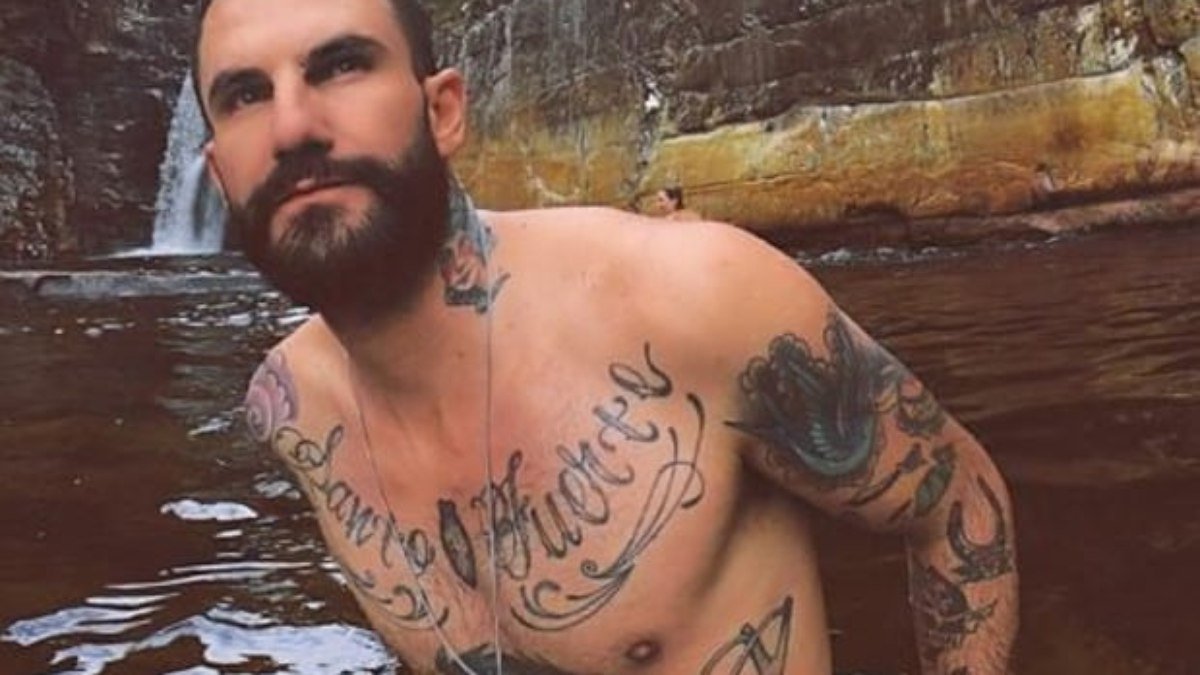 Ex-BBB Wagner diz que vai 'tomar providências' após vídeo íntimo vazar