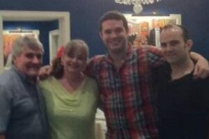 Covid: Homem vê irmão e pais que negaram vacina morrerem em uma semana, em Portugal