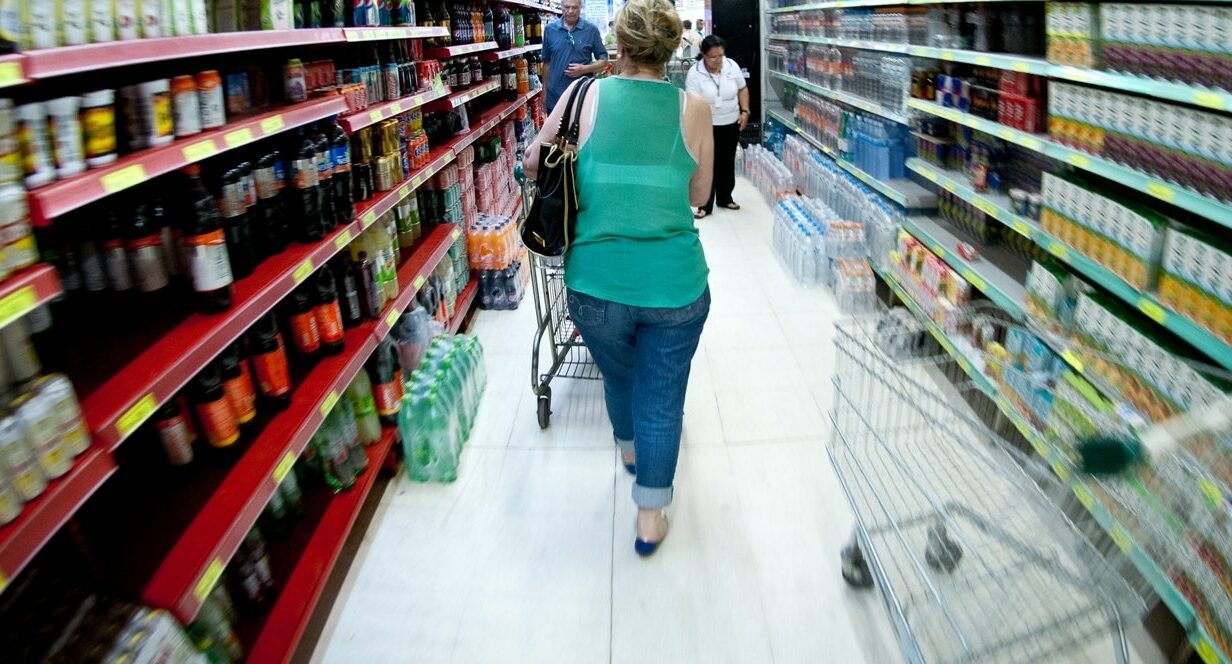 Puxada pela gasolina, inflação em Goiânia tem a maior variação do país