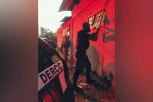 A Polícia Civil cumpriu mandados de buscas em Goiânia contra casal que usava fotos de autoridades para aplicar golpes pela internet.