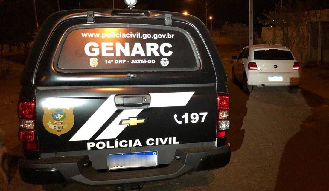 olícia recupera veículo de R$ 70 mil furtado e trocado por R$ 200 de cocaína, em Jataí