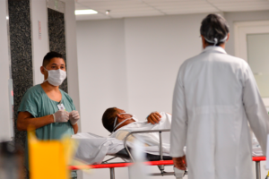 Covid-19: registrados 34,8 mil casos e 1,2 mil mortes em 24 horas