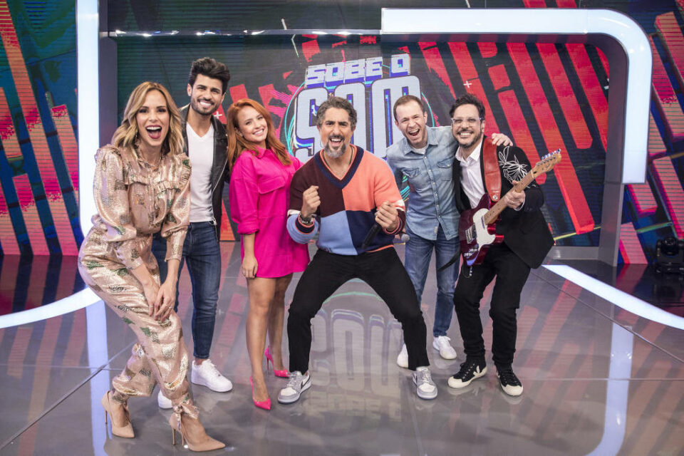 Tiago Leifert grava estreia do Caldeirão do Mion