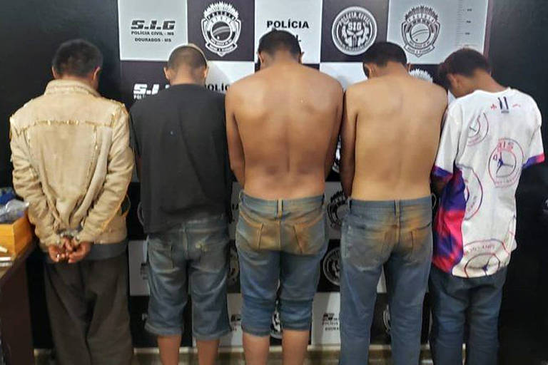 Cinco suspeitos de estuprar e matar menina indígena de 11 anos; o tio da vítima (primeiro à esquerda) foi achado morto em presídio de MS