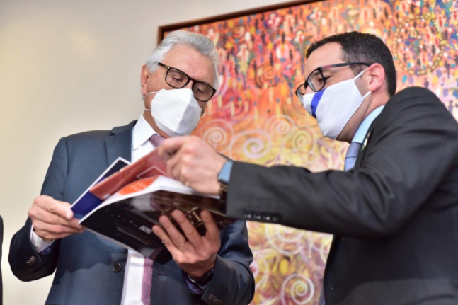 Caiado negocia com embaixador de Israel cooperação tecnológica na agricultura (Foto: Divulgação)