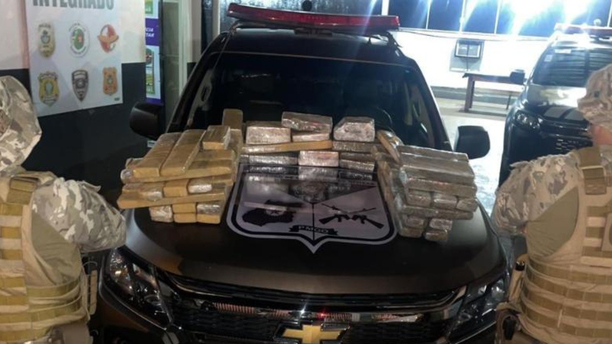 Polícia apreende 100 kg de maconha em porta-malas de carro em Rio Verde