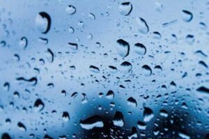 CLIMA: Goiânia deve registrar novas pancadas de chuvas isoladas nesta terça-feira (31). Tempo deve continuar quente na cidade. (Foto: reprodução)