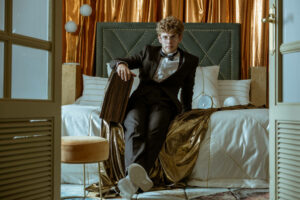 Netflix divulga que ex de Tóquio e filho de Berlim entram em 'La Casa de Papel 5'