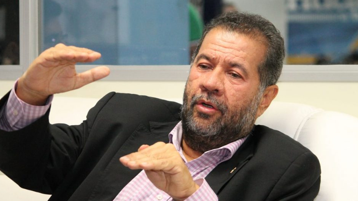 Presidente do PDT deve aceitar convite para Ministério da Previdência