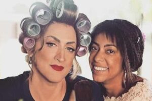 Samantha Schmütz chora ao falar de Paulo Gustavo no 'Vai que Cola'