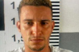 Detento confessa ter matado colega enforcado durante banho de sol em presídio de Jataí