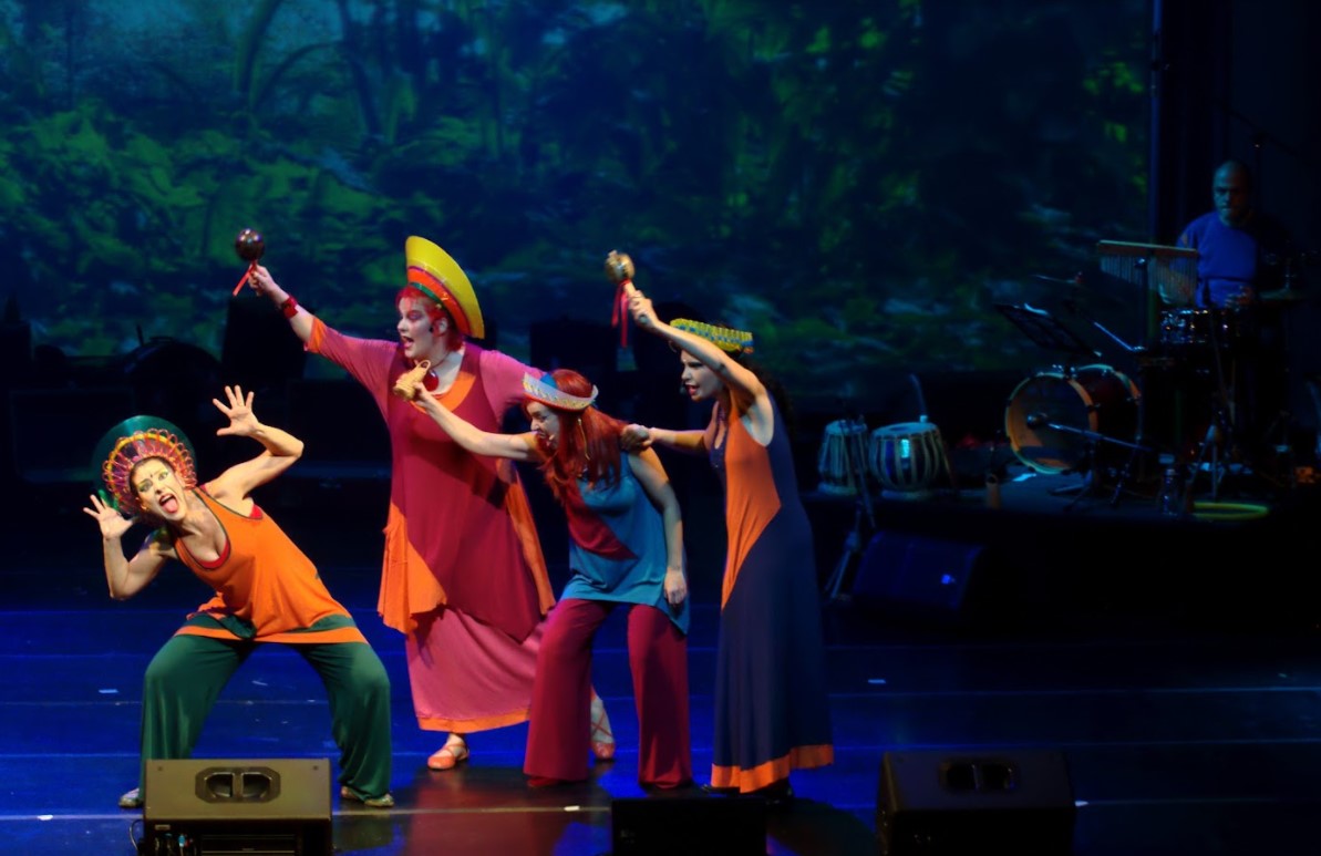 Peça infantil Mawaca Para Crianças no Em Casa Com Sesc