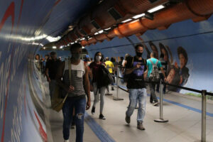 Fiocruz: mortes mantêm queda, mas Delta requer cautela