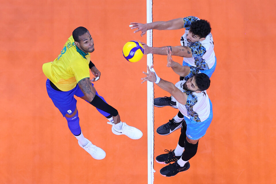 Brasil x Argentina vôlei bronze