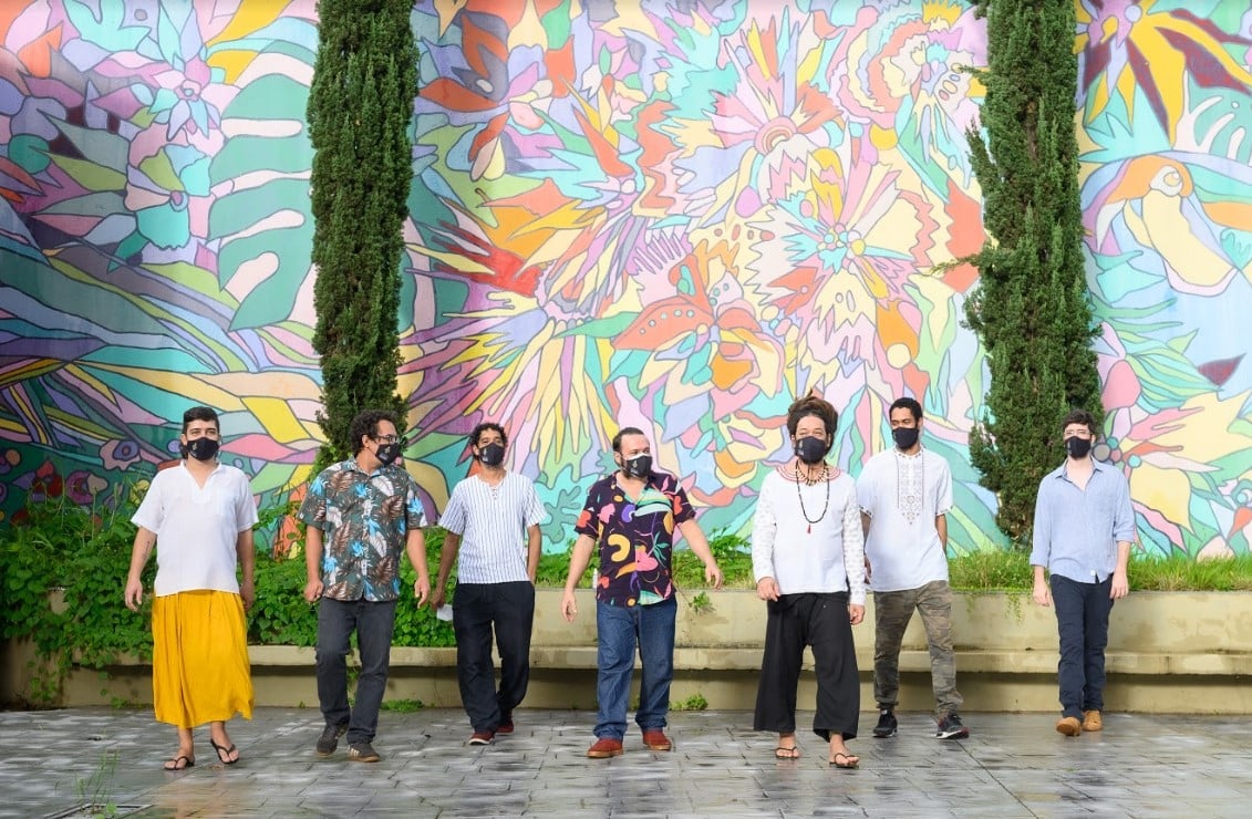 Banda Caboclo Roxo se apresenta nesta terça (10) no projeto Terça no Teatro