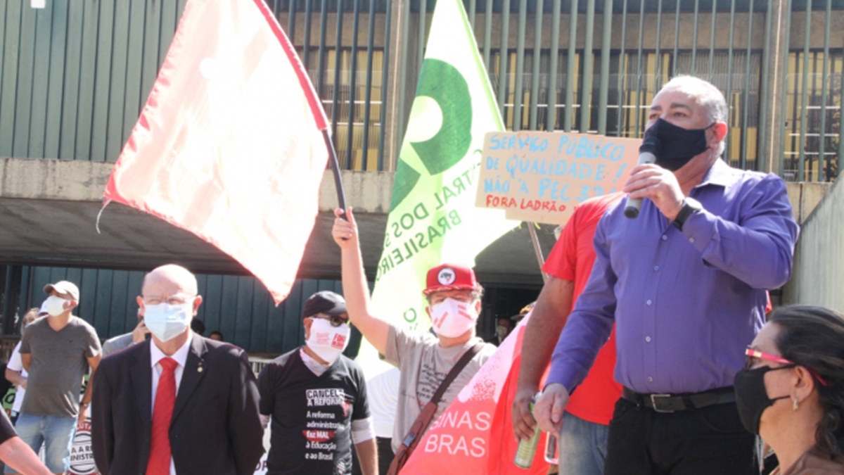 Servidores públicos federais de Goiás e do País realizam paralisação nesta quinta