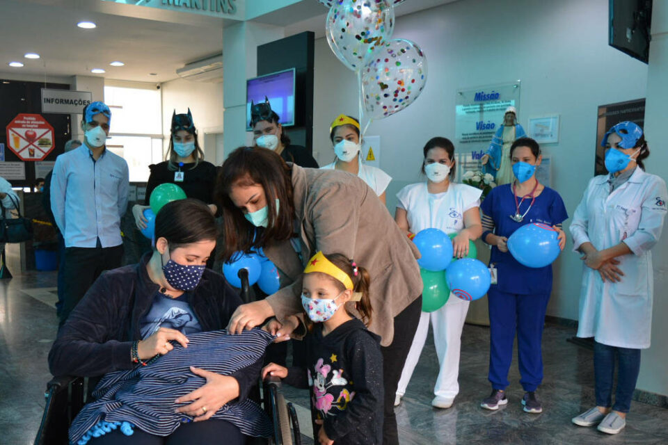 Mãe e filho ficaram cinco meses separados