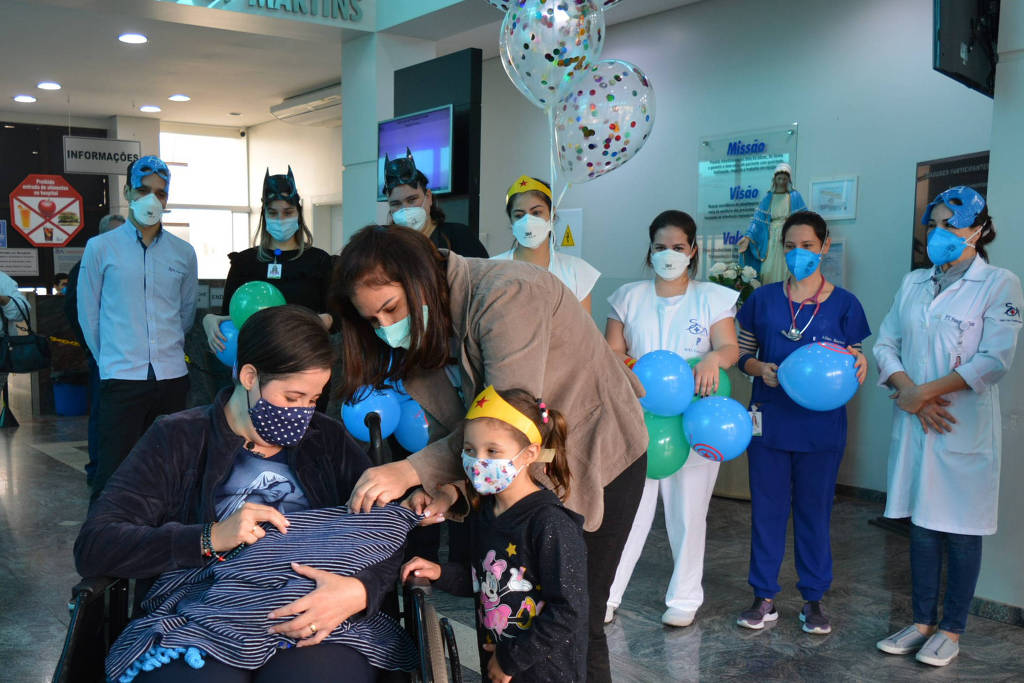 Mãe e filho ficaram cinco meses separados