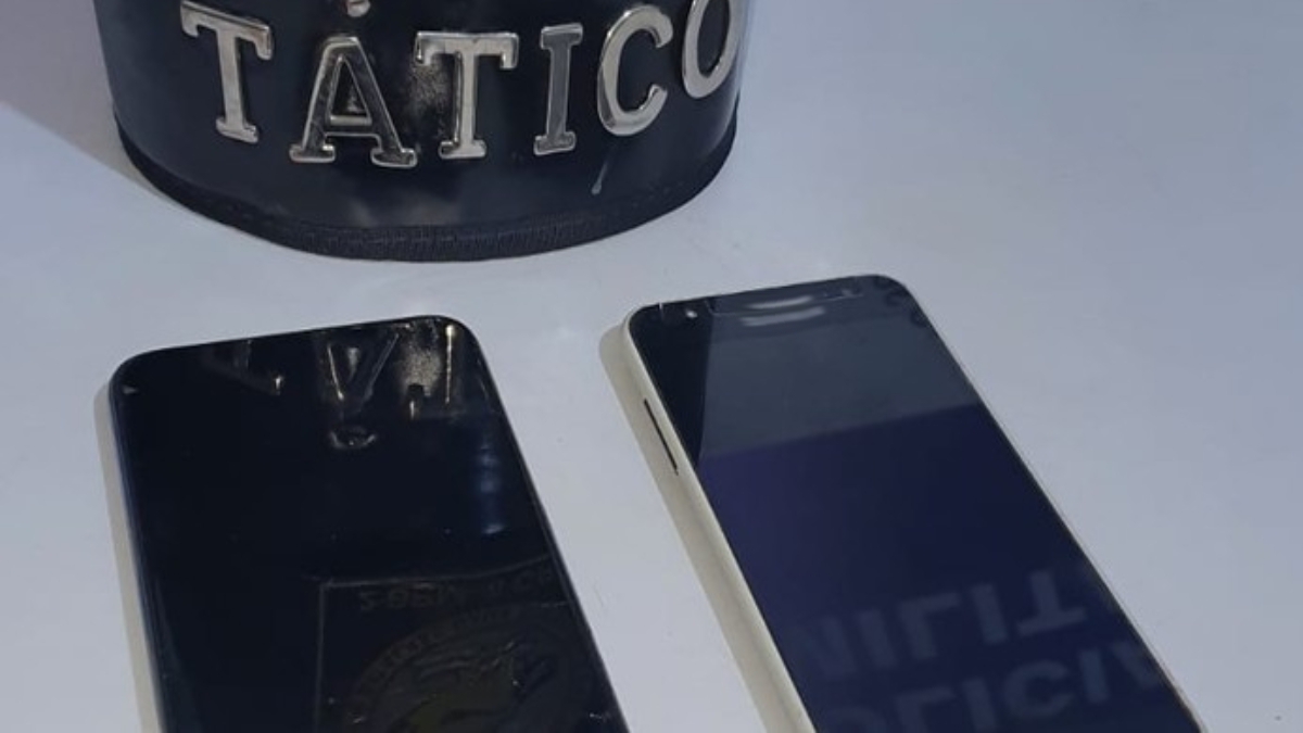 Celulares roubados durante crime (Suspeito de tentar matar o namorado da ex-companheira com canivete é preso em Rio Verde)