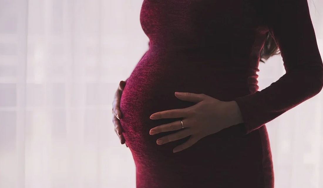 Varíola dos macacos: Saúde recomenda camisinha e máscara a grávidas e a mulheres que amamentam (Foto: Pixabay)