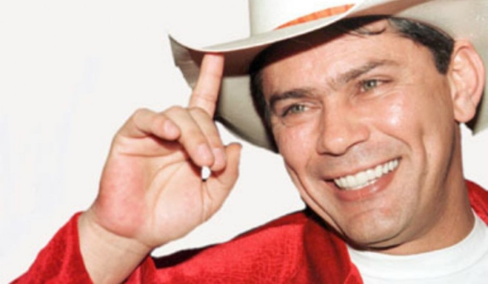 Hidreley Leli também recriou rostos de João Paulo e Ayrton Senna. Artista retrata como cantor Leandro estaria se estivesse com 60 anos; veja