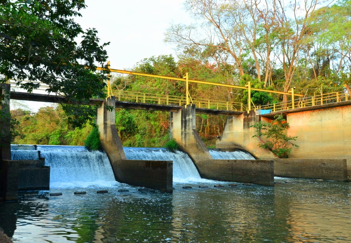 O Rio Meia Ponte está em nível crítico 2 após 70 dias sem chuva em Goiânia. No domingo (22), a vazão média do dia foi de 3.547 l/s. (Foto: divulgação/Semad)