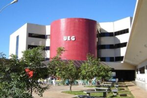 UEG pode retomar aulas presenciais em novembro deste ano