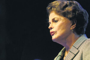 PT vai buscar devolução simbólica do mandato presidencial de Dilma