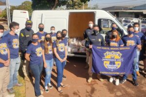 Aprovados no concurso da PRF doam quase 1 ton de alimentos em campanha