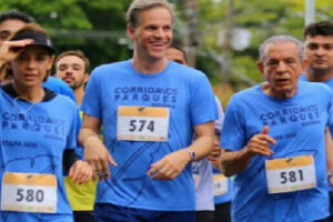 Rotina: Iris leva vida saudável e de muita proximidade com família