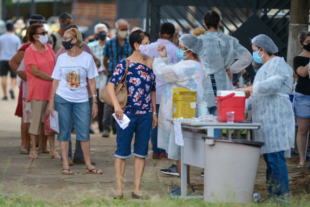 IMUNIZAÇÃO: Veja quem pode se vacinar contra Covid em Goiânia nesta quarta (18). A cidade aplica a primeira e segunda doses. (Foto: Jucimar de Sousa/Mais Goiás)