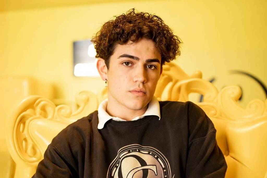 Astro do TikTok morre após ser baleado em cinema nos EUA