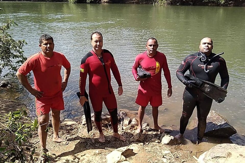 Pai salva filha, mas morre afogado em rio de Luziânia