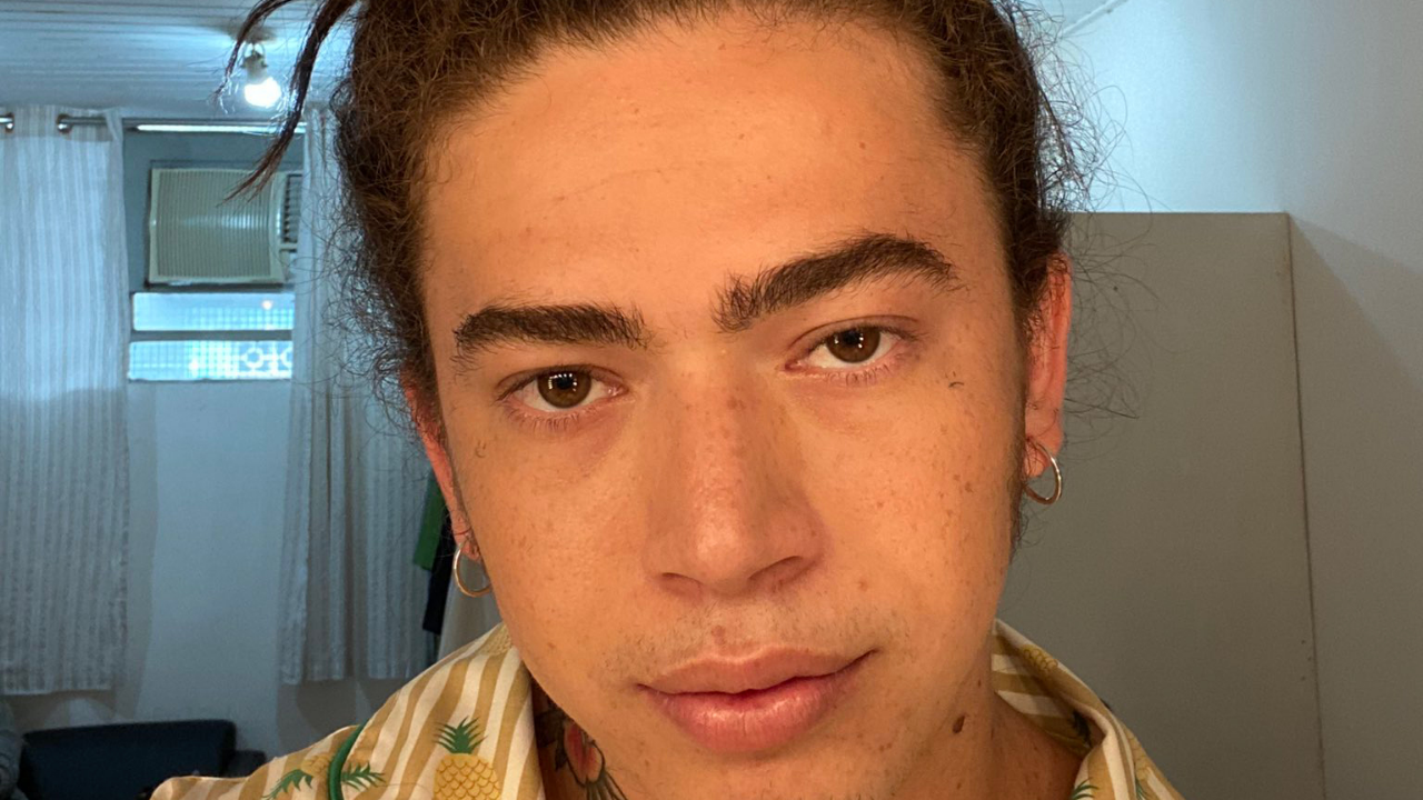 "Amo estar no placo, mas eu já estive nele por quase 10 anos", disse. Whindersson Nunes anuncia pausa na carreira por tempo indeterminado Whindersson Nunes homenageia pais que perderam os filhos